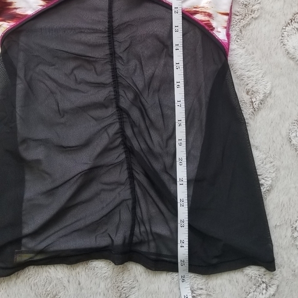 Lululemon Black Mesh Pink Warm Colors Paintbrush - Picture 7 of 8